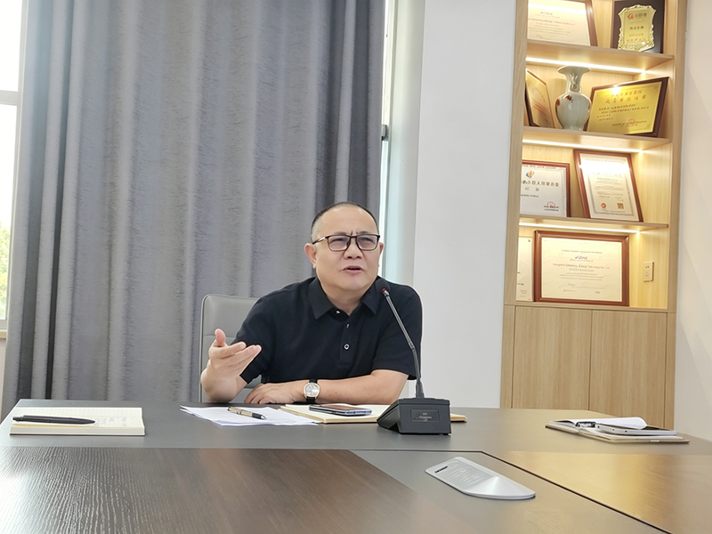 鼎力李总